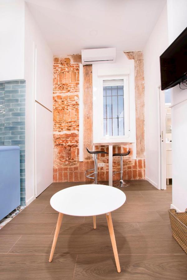 Fancy One-Bedroom La Latina มาดริด ภายนอก รูปภาพ